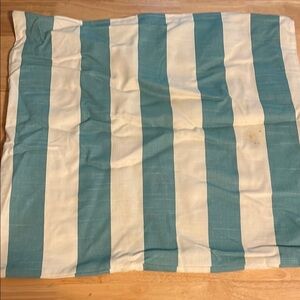 18 inch Pillow Cover with Zipper Enclosure